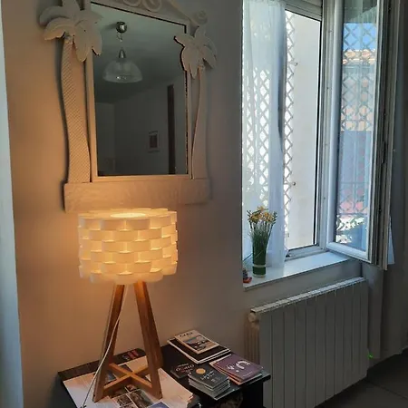 Appartement Agreable T2 Proche Centre Nîmes