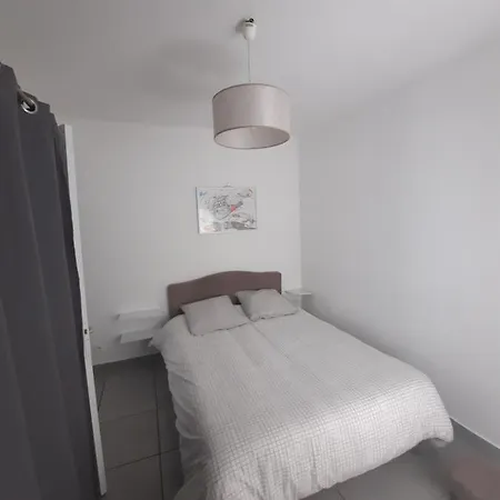 Agreable T2 Proche Centre * 님